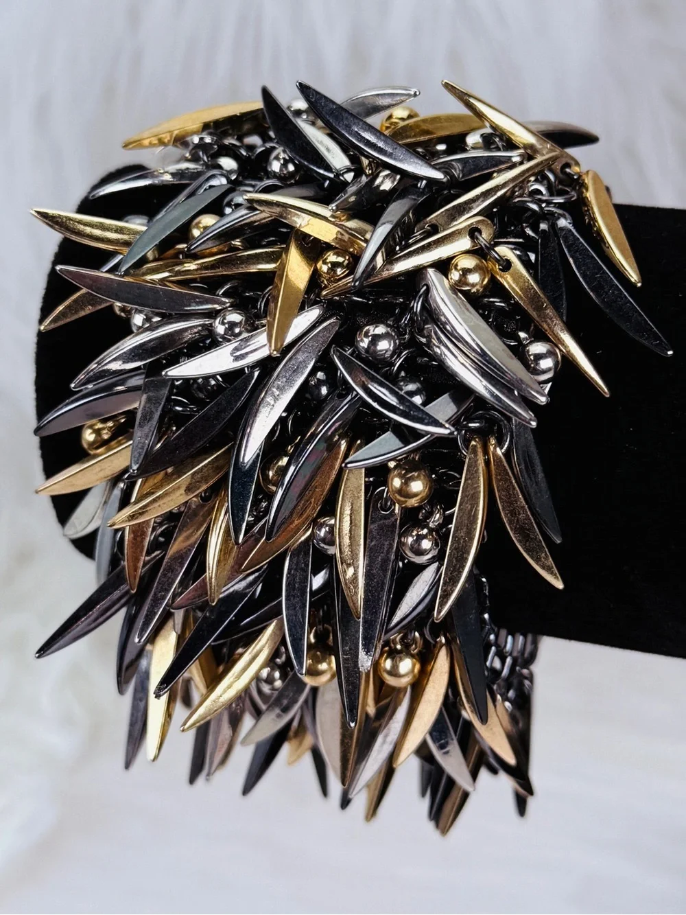 Goldtone Silvertone Gunmetal Steambunk Runway Cha Cha Wide Stretch Bracelet
